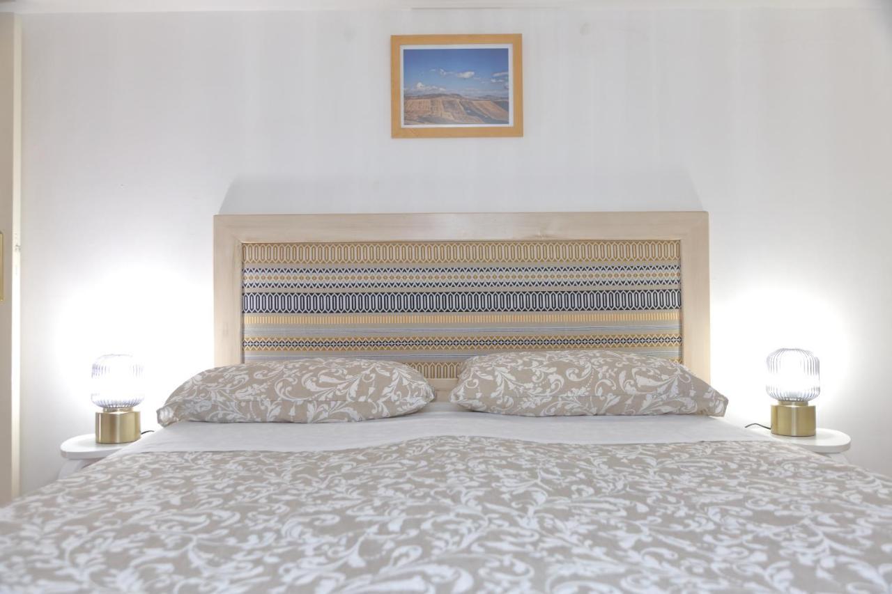 Sunny Flat - Self Apartments Cefalù Kültér fotó