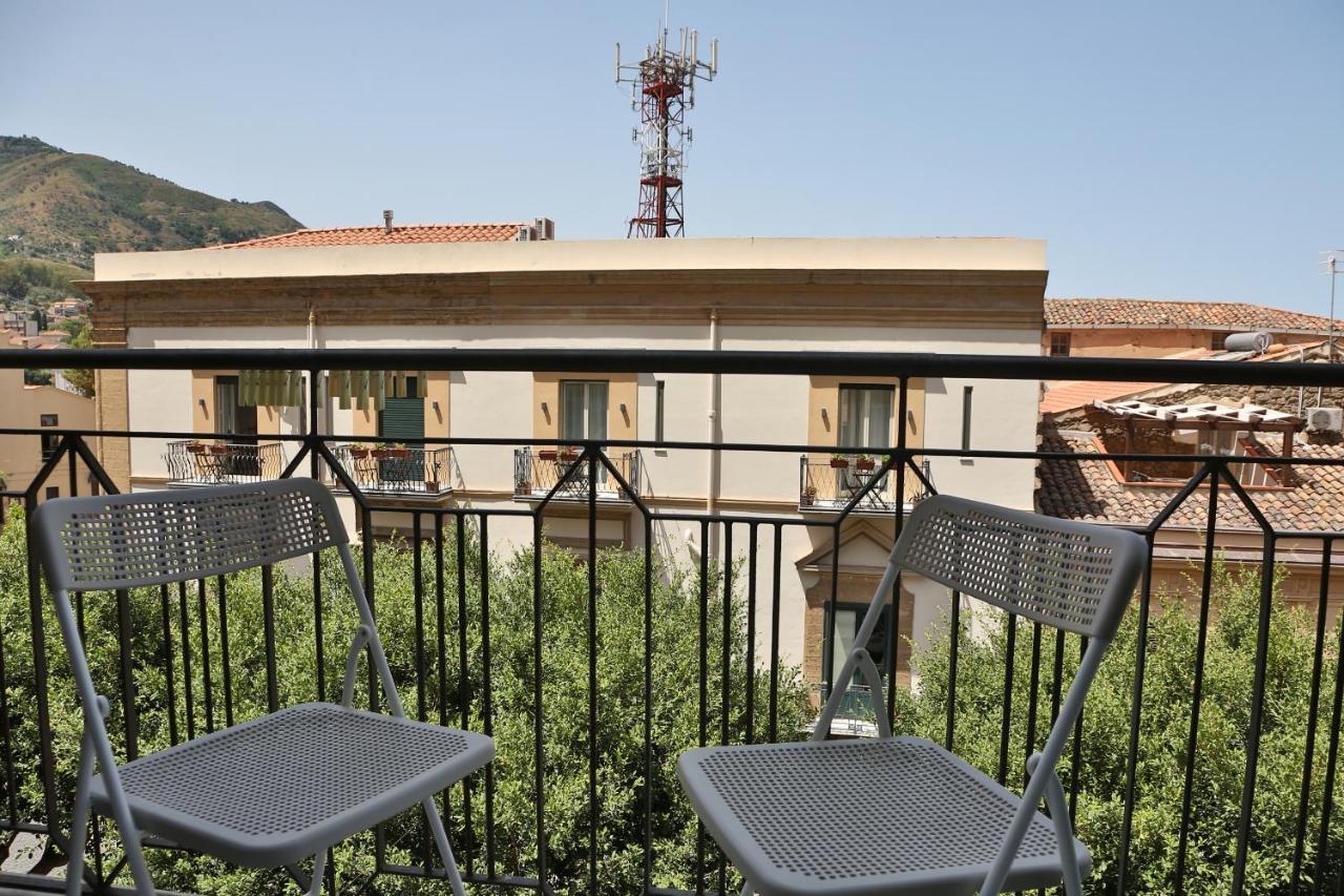 Sunny Flat - Self Apartments Cefalù Kültér fotó